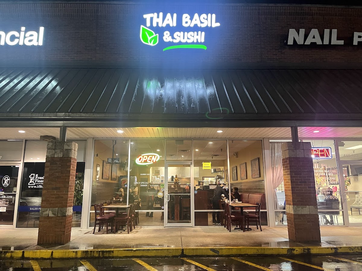 Thai Basil & Sushi Restaurant